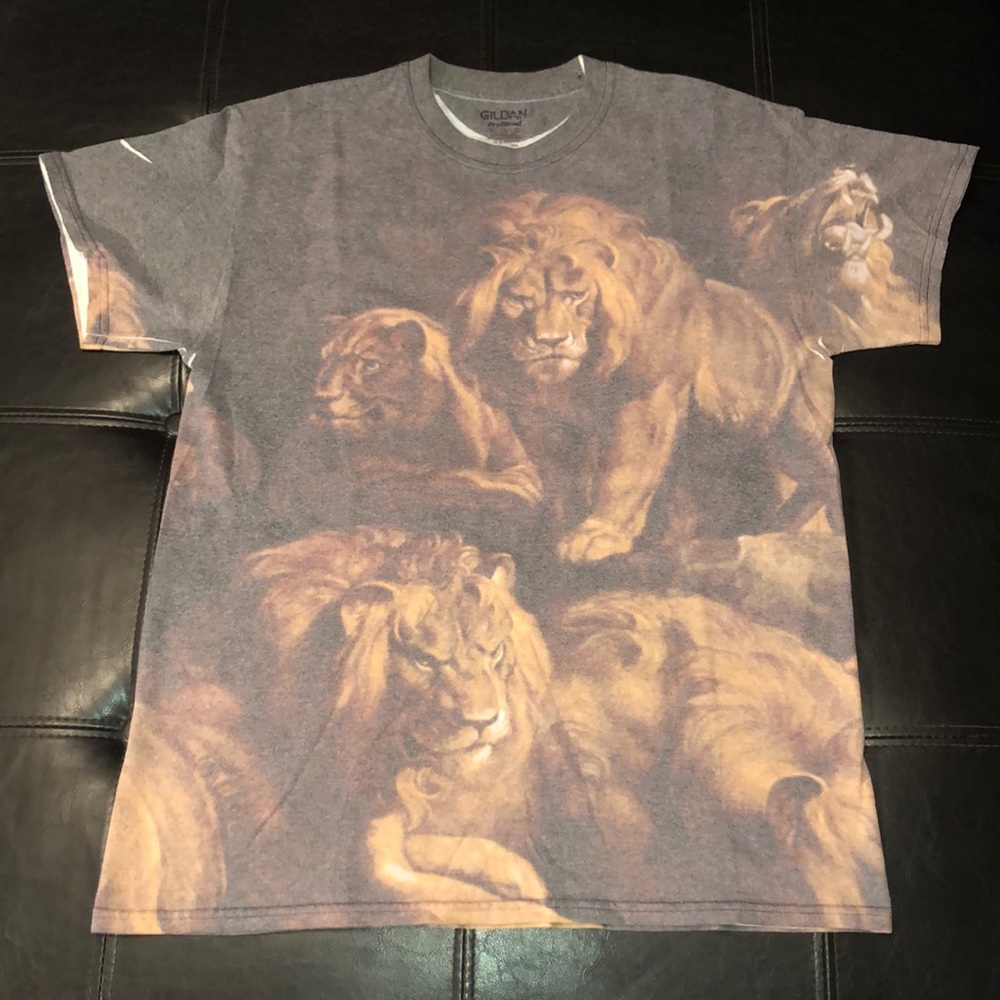 Lion’s Den T-Shirt